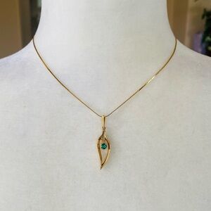 18KT Gold Teardrop Pendant 18KT Gold Necklace with Genuine Emerald Stone Accent